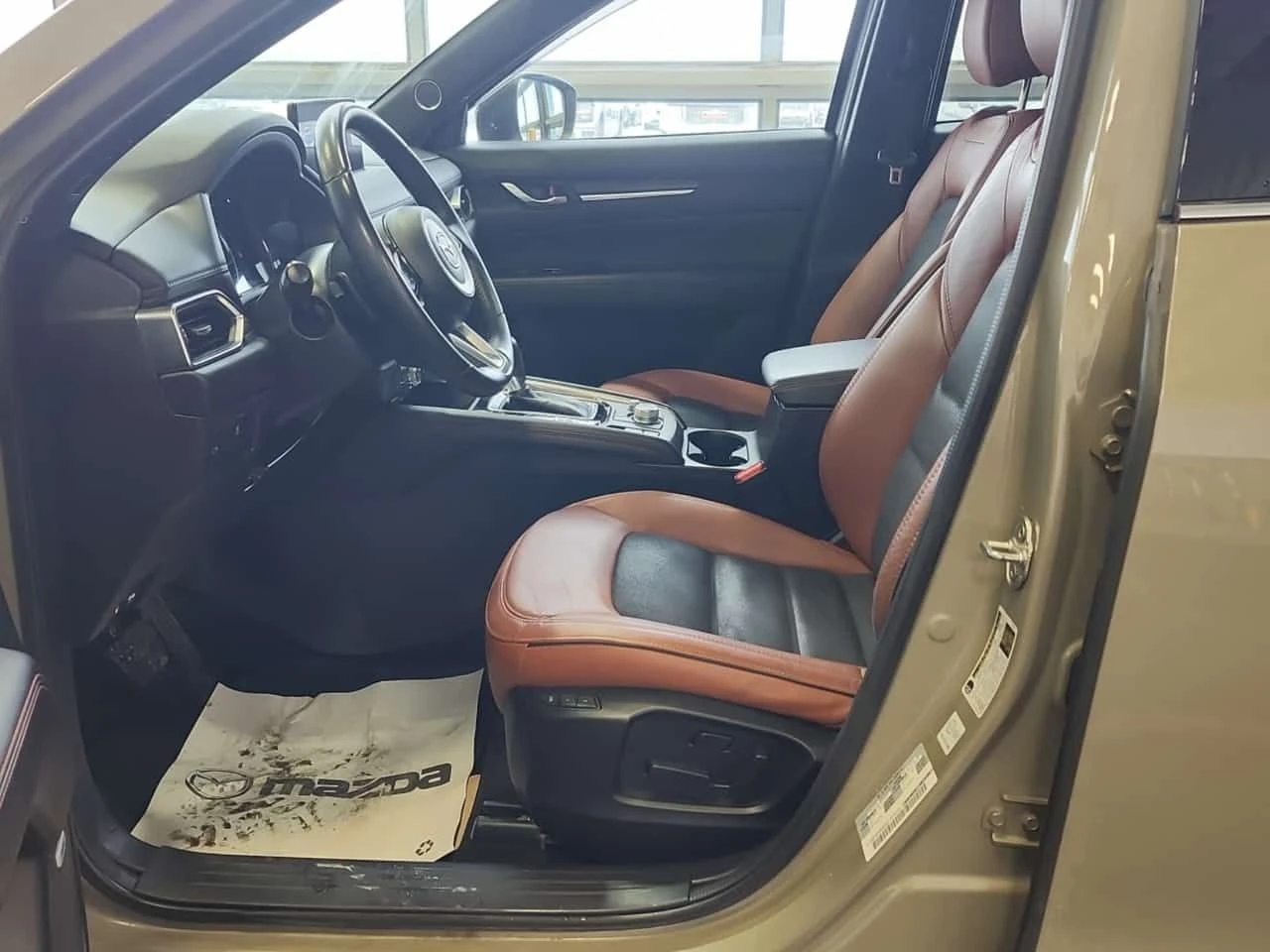 Mazda CX-5  SUNA| ОБДУХВАНЕ| ПАНОРАМА| 2 КЛЮЧА| CARFAX , снимка 7 - Автомобили и джипове - 53841747