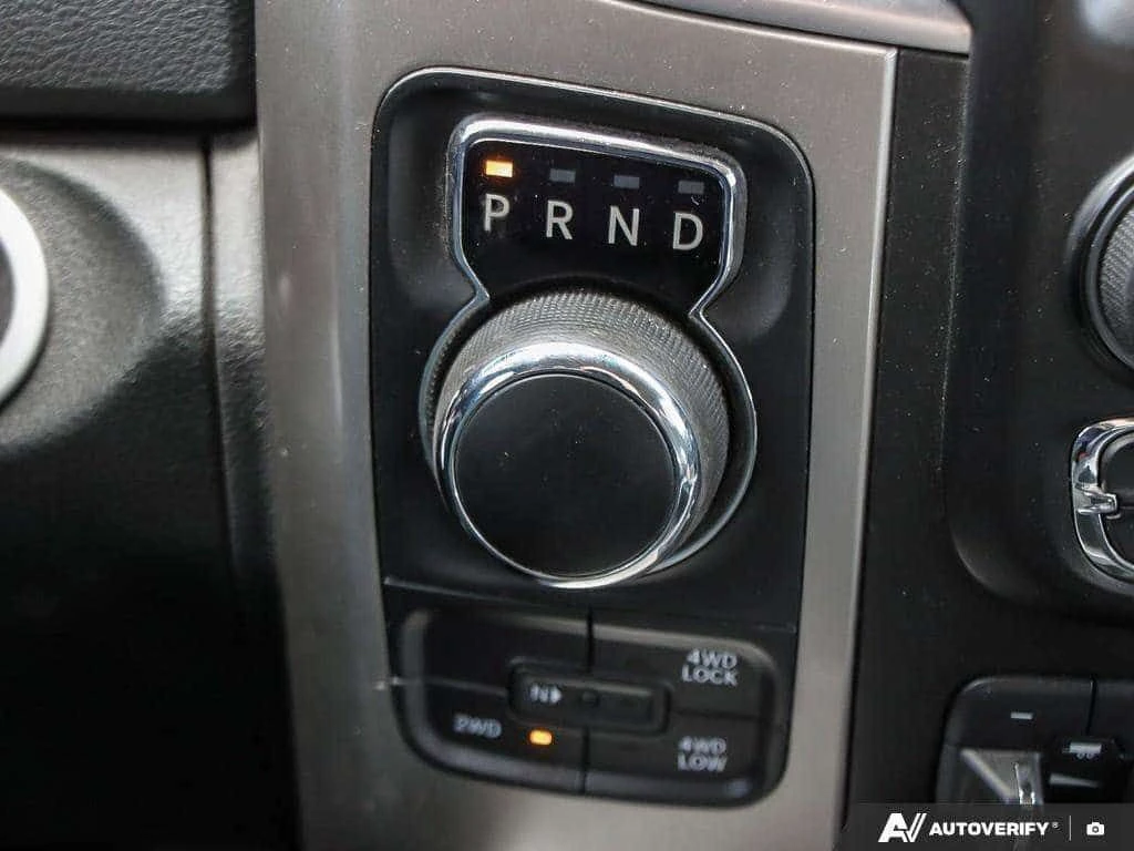 Dodge RAM 1500 * 4WD Crew Cab 140.5 SLT * CARFAX * ���� �� �� | Mobile.bg � ����������� 17