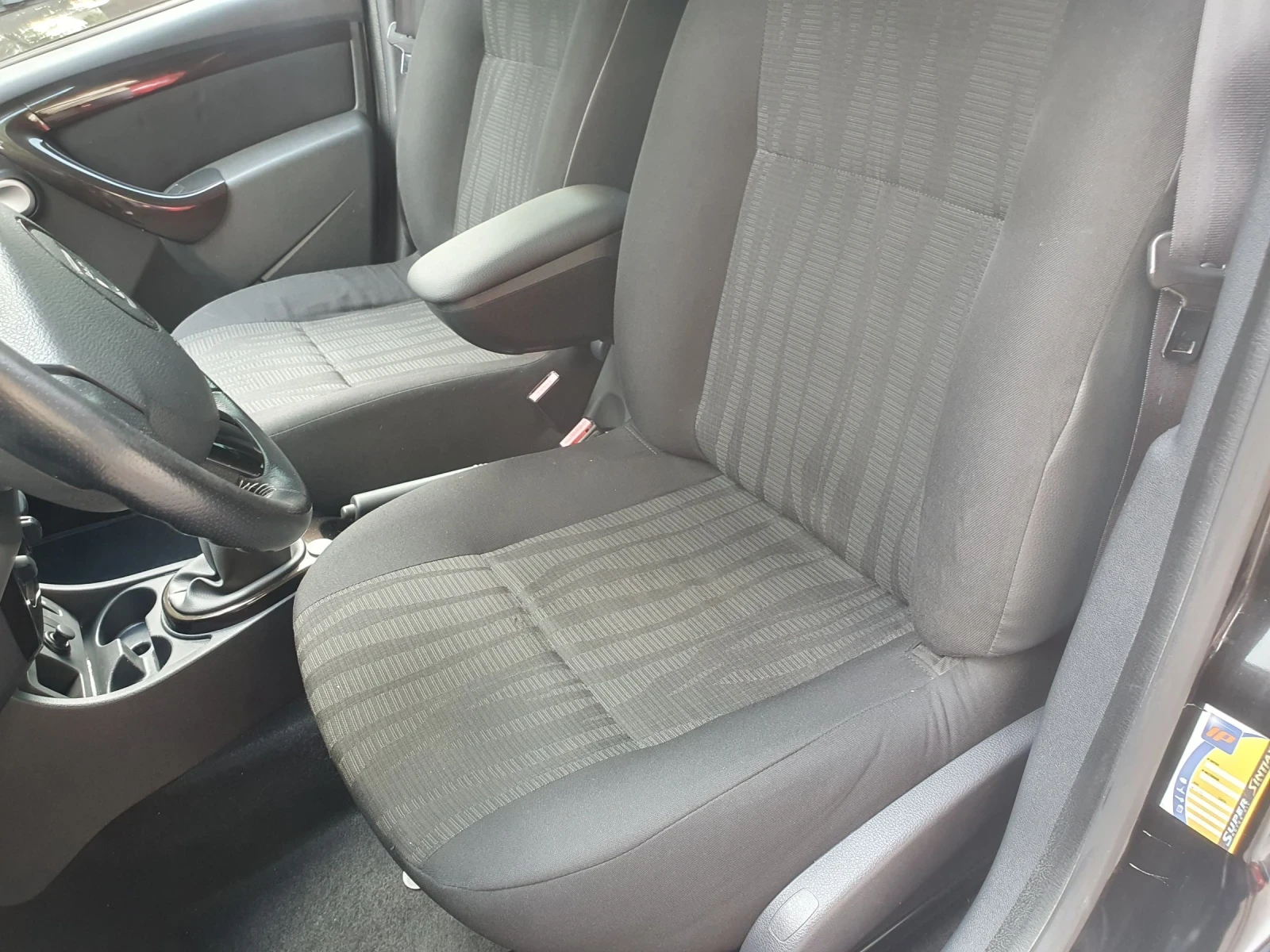 Dacia Duster 1.6 GAZ KLIMA  EUR 5   ITALY, снимка 8 - Автомобили и джипове - 55190447