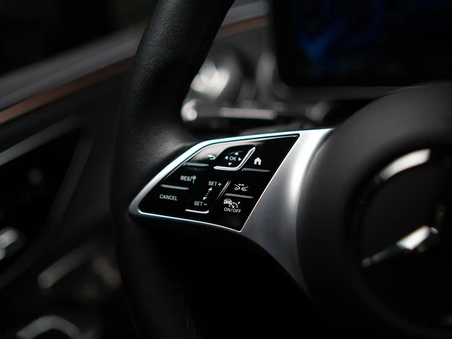 Mercedes-Benz EQE, снимка 10 - Автомобили и джипове - 56685113