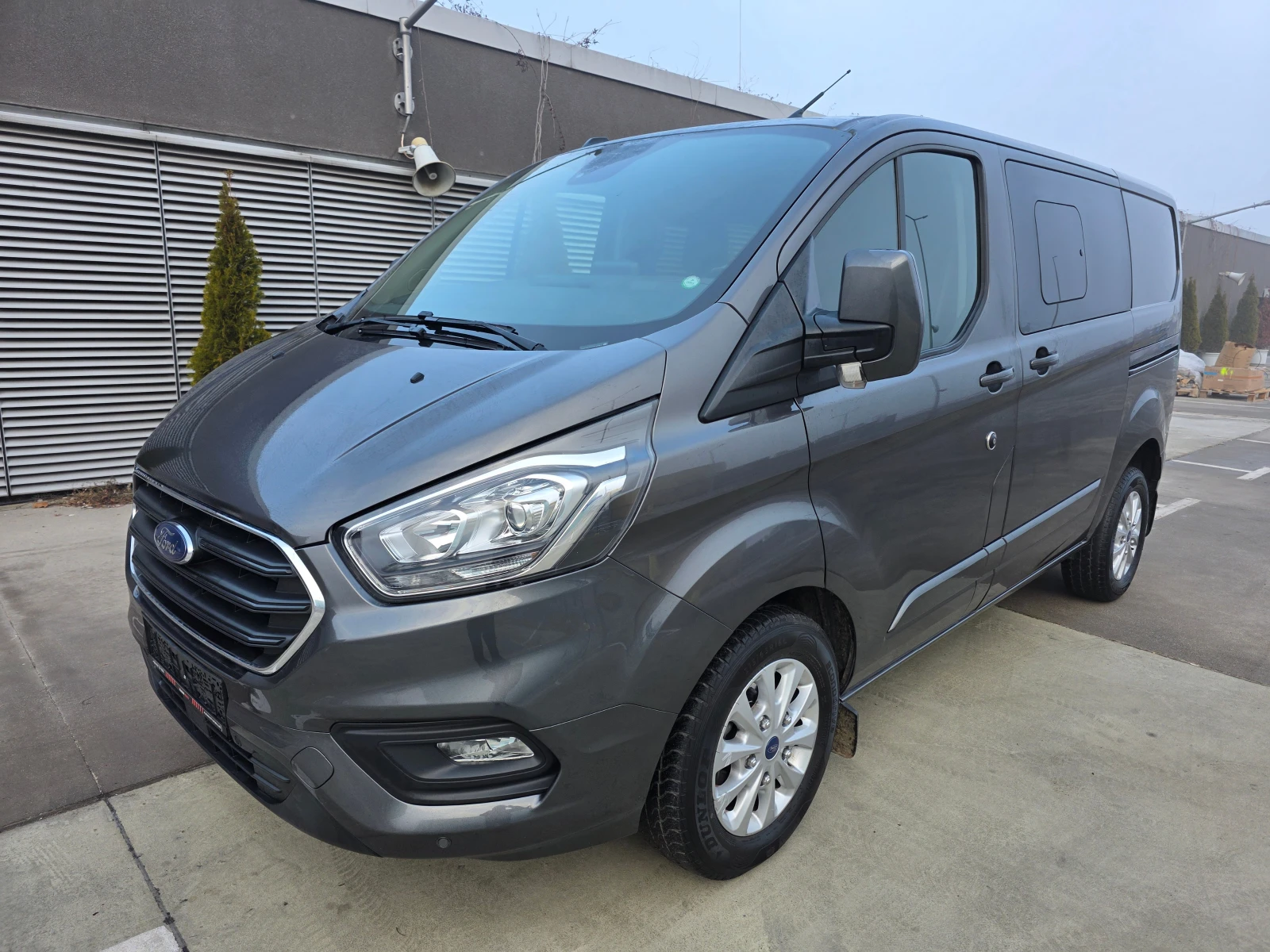 Ford Transit Custom 2.0 TDCI-Multicab-4+ 1-Titanium-170hp | Mobile.bg � ����������� 1