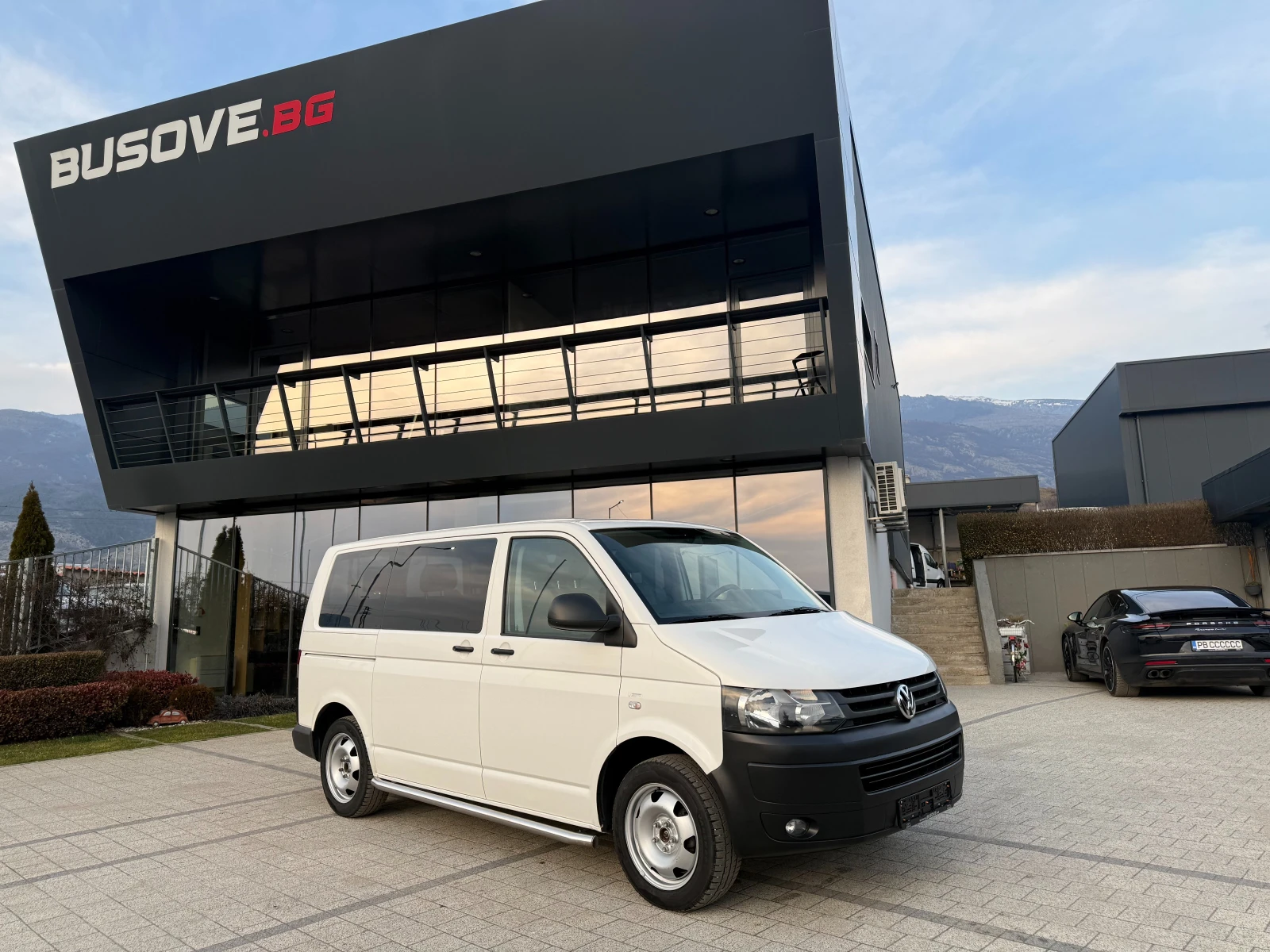 VW T5 2.0TDI 9-местен 2хКлима