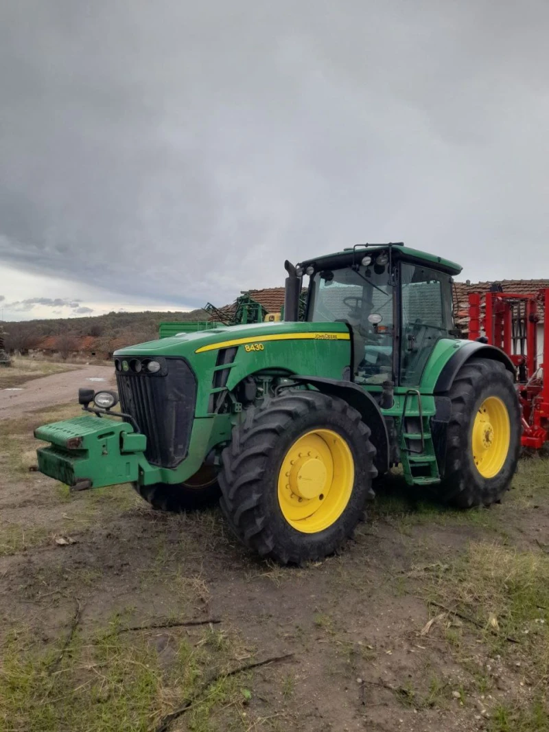 Трактор John Deere 8430, снимка 10 - Селскостопанска техника - 52876392