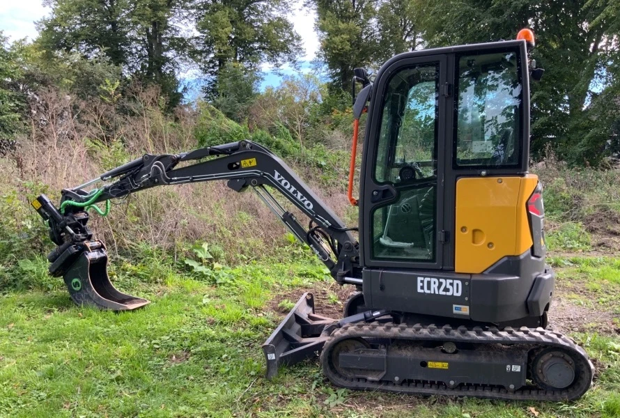 Багер Volvo ECR25D, снимка 4 - Индустриална техника - 54916310