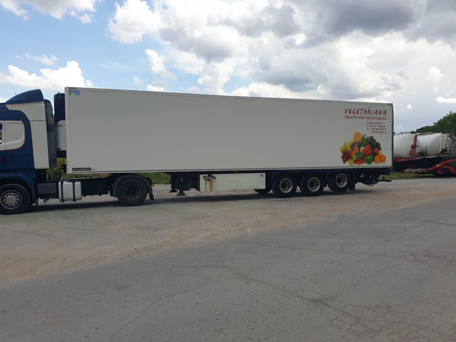 Полуремарке Други LAMBERET 3F CARRIER MAXIMA 1300