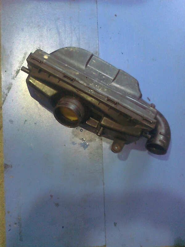 кутия въздушен филтър за Subaru outback 2.5 automatic