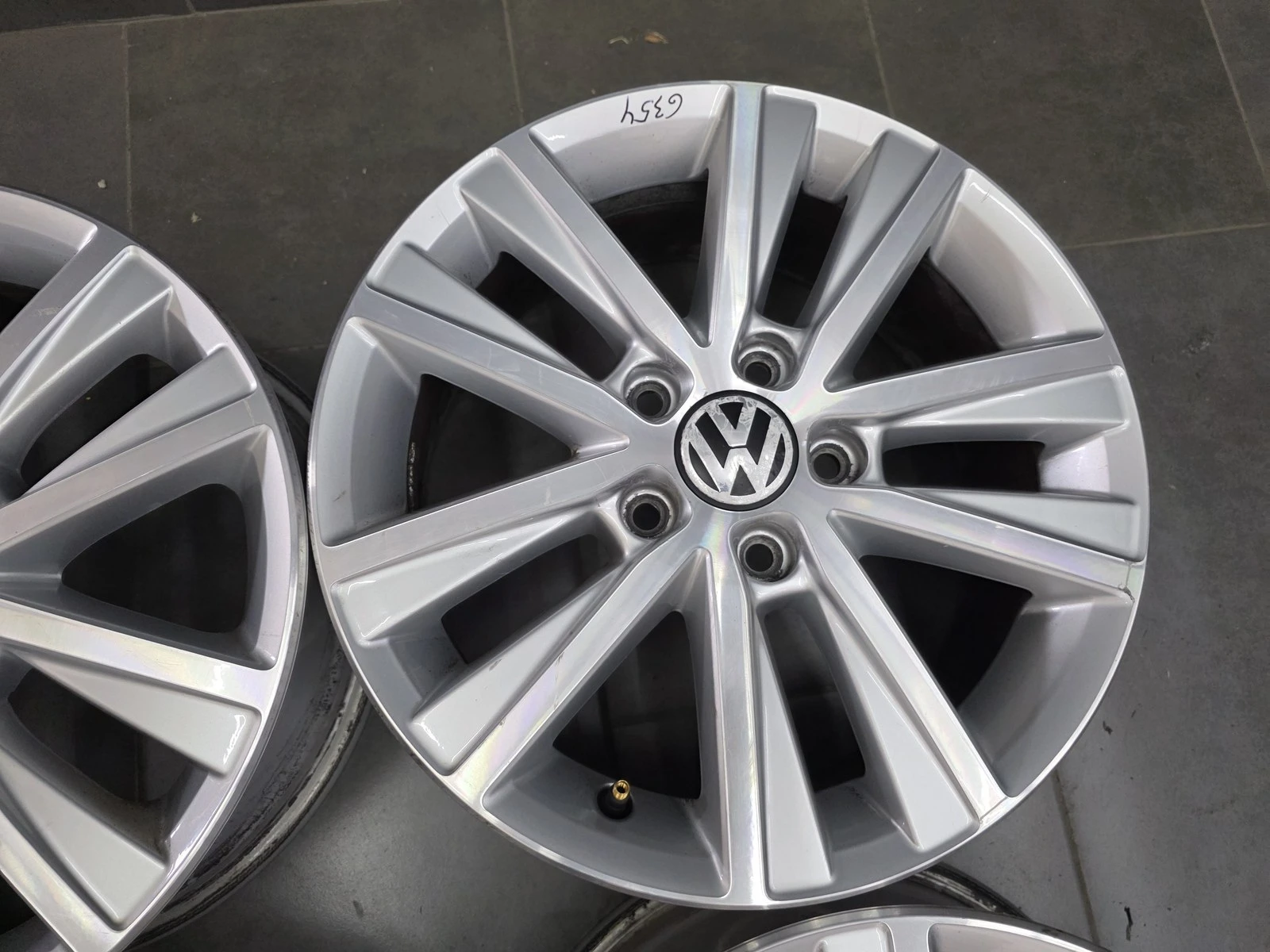 Джанти за VW, снимка 6 - Гуми и джанти - 56729924