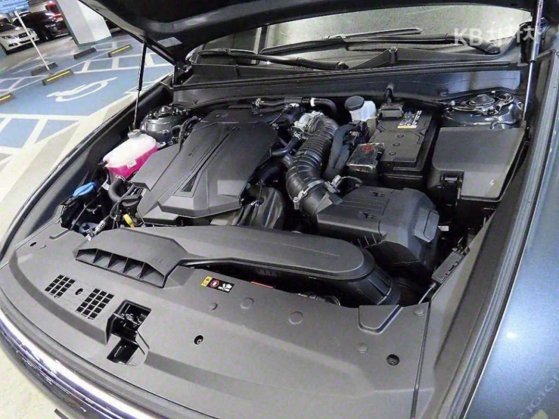 Hyundai Grandeur 3.5 V6 AWD ЛИЗИНГ БЕЗ ПЪРВОНАЧАЛНА ВНОСКА, снимка 17 - Автомобили и джипове - 52650474