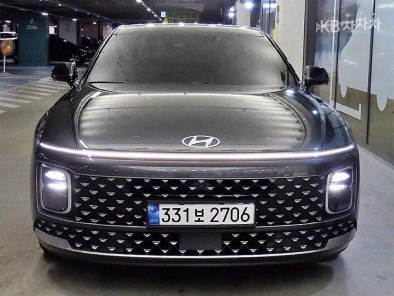 Hyundai Grandeur 3.5 V6 AWD ЛИЗИНГ БЕЗ ПЪРВОНАЧАЛНА ВНОСКА, снимка 2 - Автомобили и джипове - 52650474