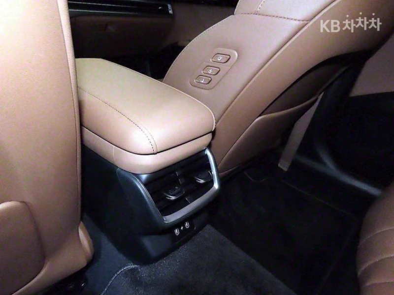 Hyundai Grandeur 3.5 V6 AWD ЛИЗИНГ БЕЗ ПЪРВОНАЧАЛНА ВНОСКА, снимка 13 - Автомобили и джипове - 52650474