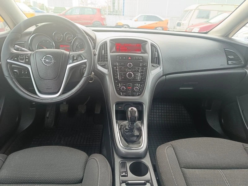 Opel Astra 1.6 Eko Flex 110к.с.Evro 6, снимка 12 - Автомобили и джипове - 47238845