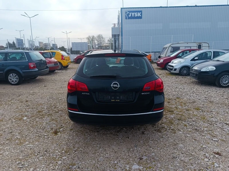 Opel Astra 1.6 Eko Flex 110к.с.Evro 6, снимка 7 - Автомобили и джипове - 47238845