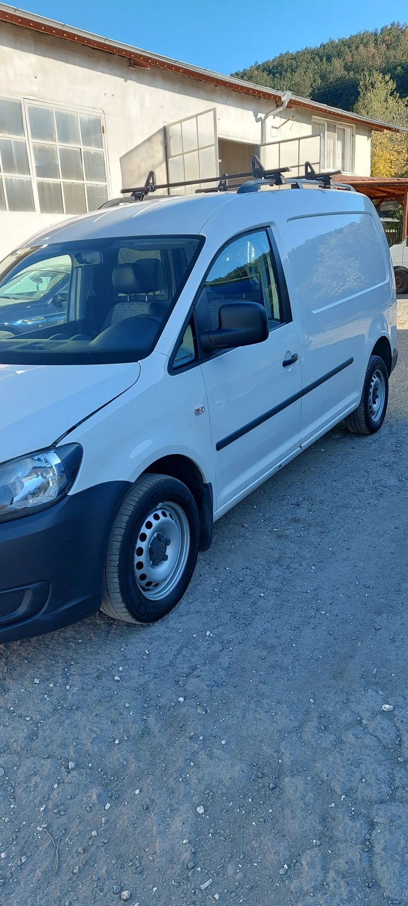 VW Caddy, снимка 2 - Автомобили и джипове - 47957852