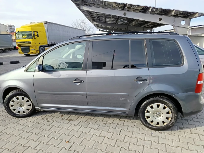 VW Touran 1.9, снимка 5 - Автомобили и джипове - 48360142