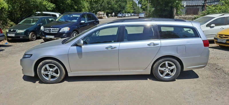 Honda Accord, снимка 3 - Автомобили и джипове - 52579401