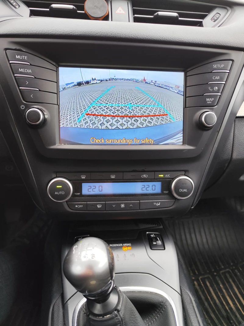 Toyota Avensis, снимка 7 - Автомобили и джипове - 52517073