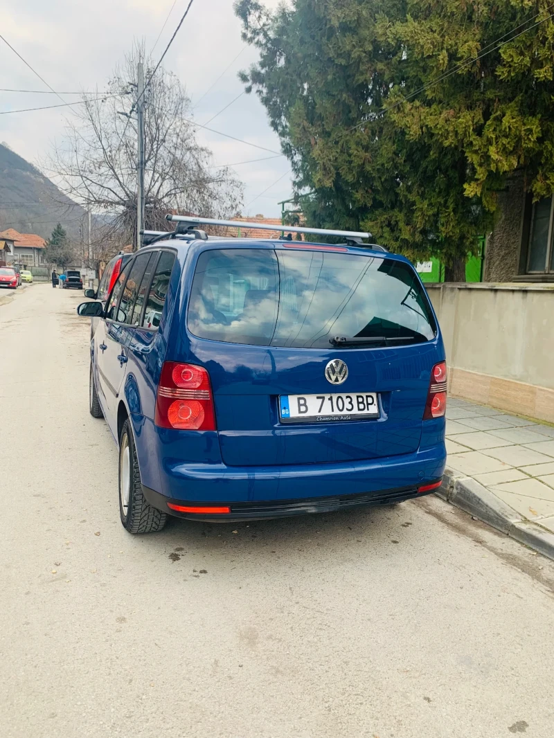 VW Touran 1.9 DSG, снимка 3 - Автомобили и джипове - 53432855
