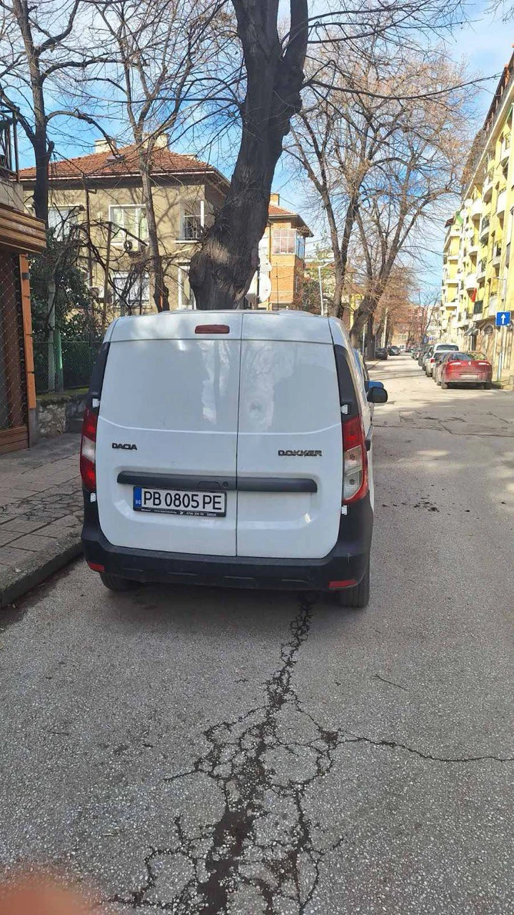 Dacia Dokker, снимка 2 - Автомобили и джипове - 53292826