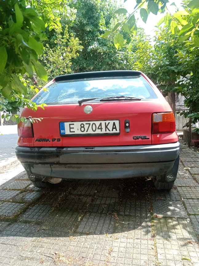 Opel Astra, снимка 2 - Автомобили и джипове - 54803921