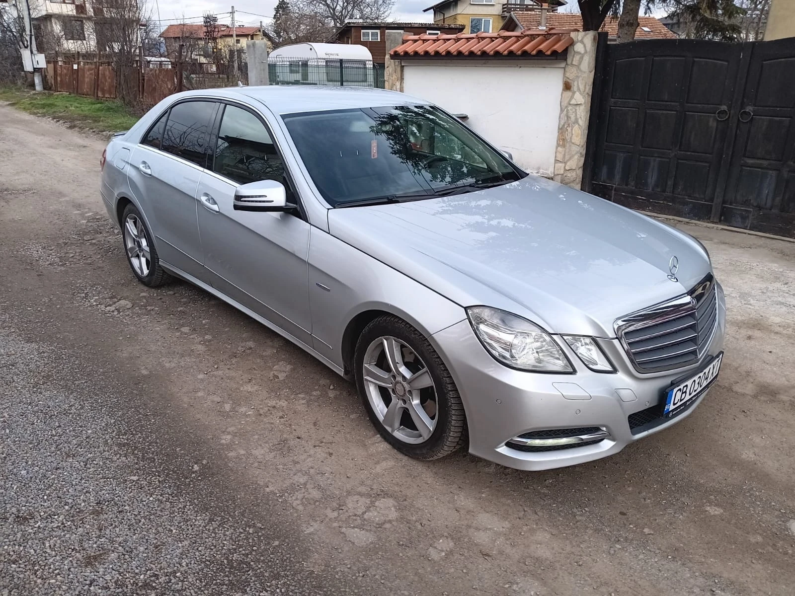 Mercedes-Benz E 350 4matic Avangard Euro 5, снимка 1