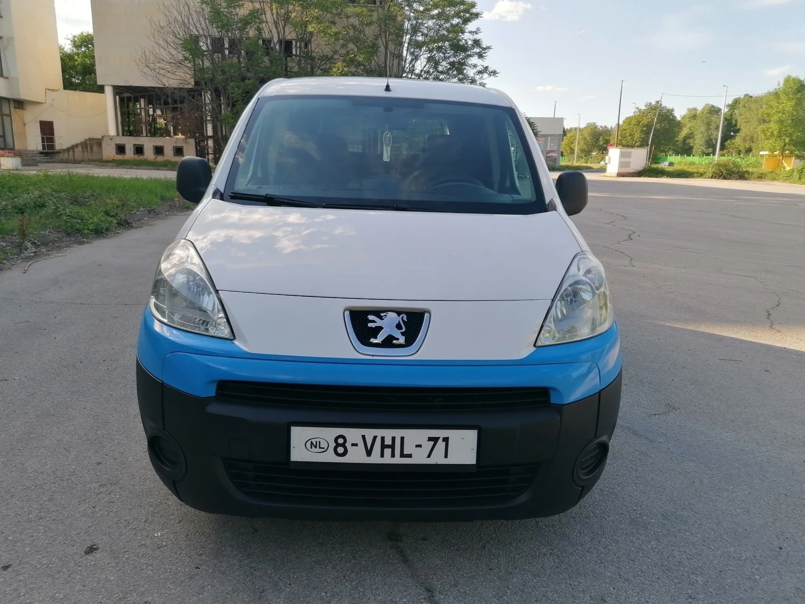 Peugeot Partner 1.6HDI 90KS 2010G - изображение 2