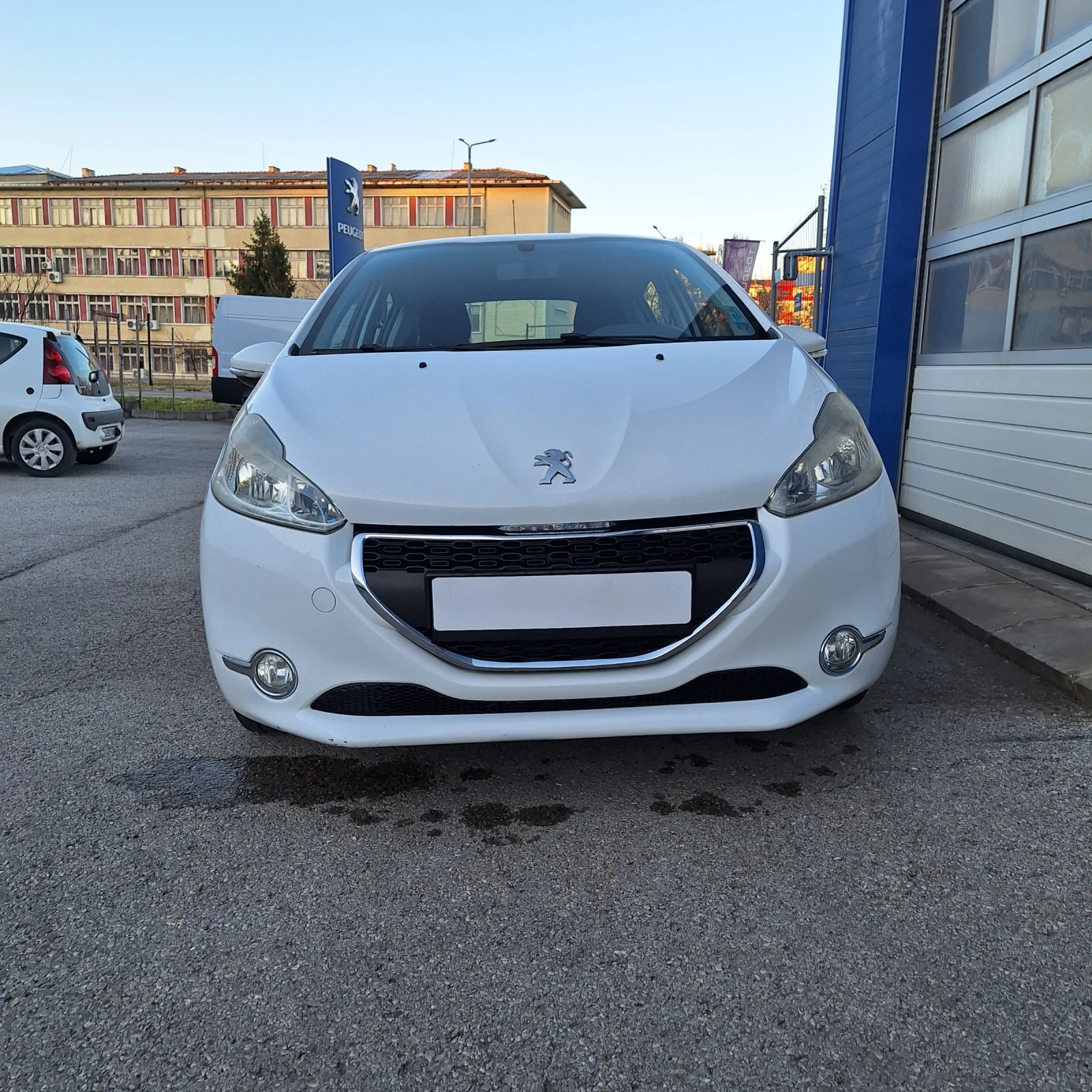 Peugeot 208 5P ACTIVE 1.0 VTi/68 BVM5 - изображение 2