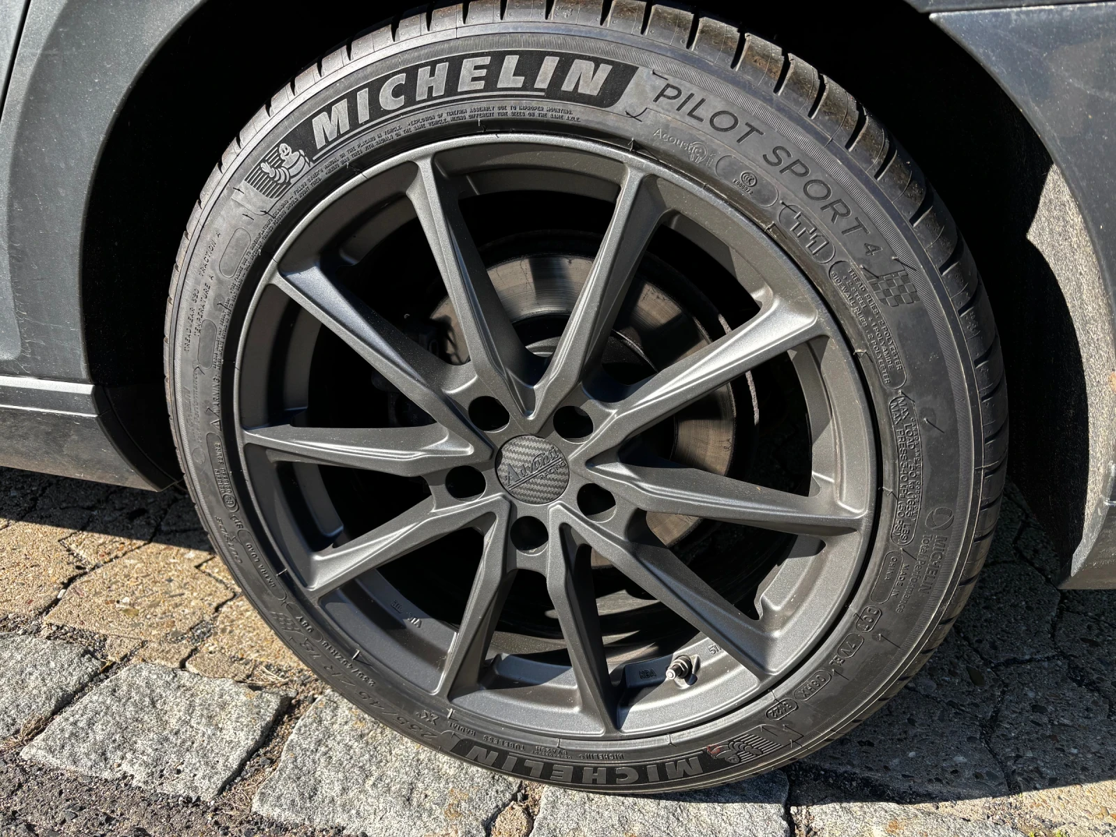VW Passat 2.0TDI BlueMotionTechnology COMFORTLINE  - изображение 10