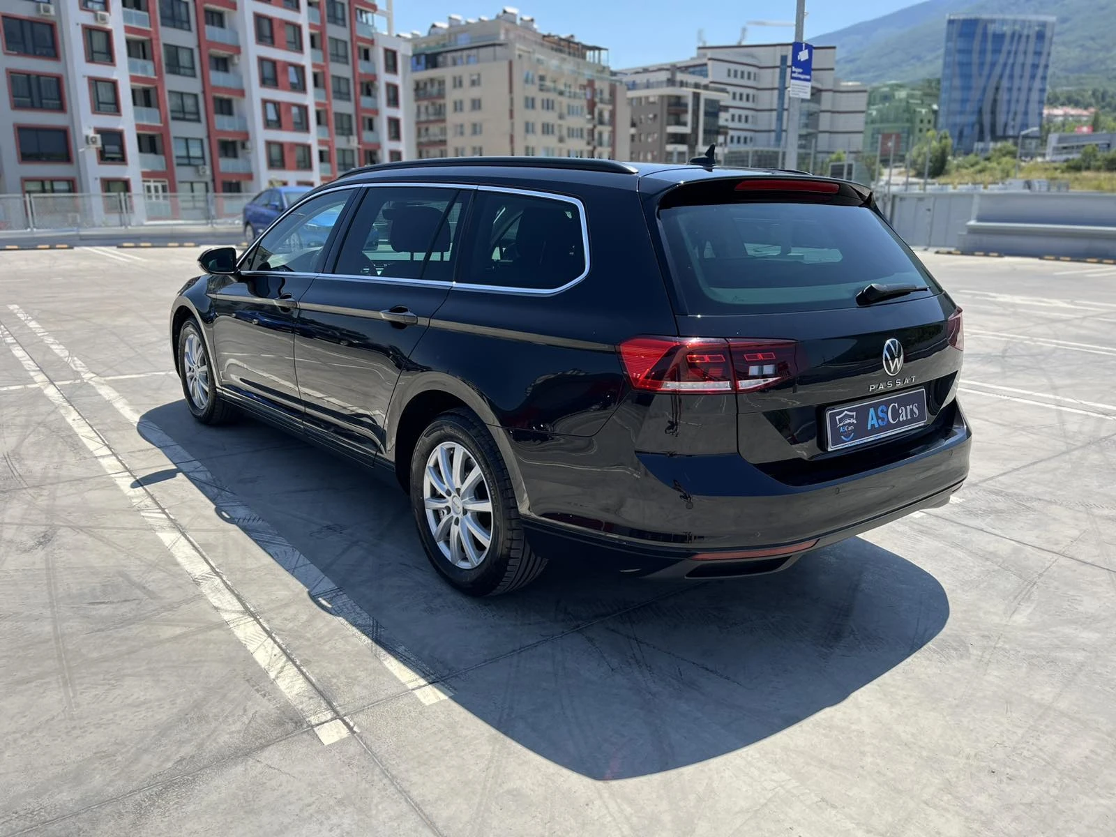 VW Passat 2.0 TDI - изображение 4