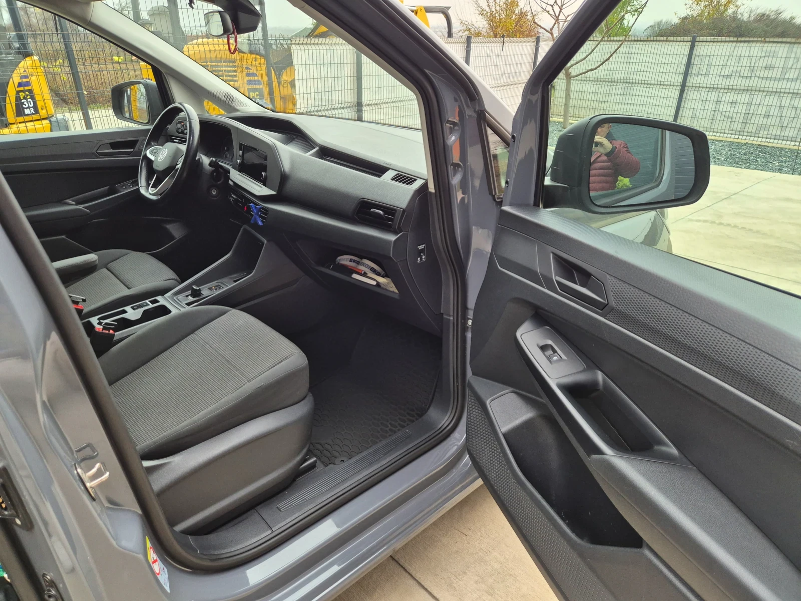 VW Caddy MAXI / 2.0 TDI / DSG  /  !   | Mobile.bg   9