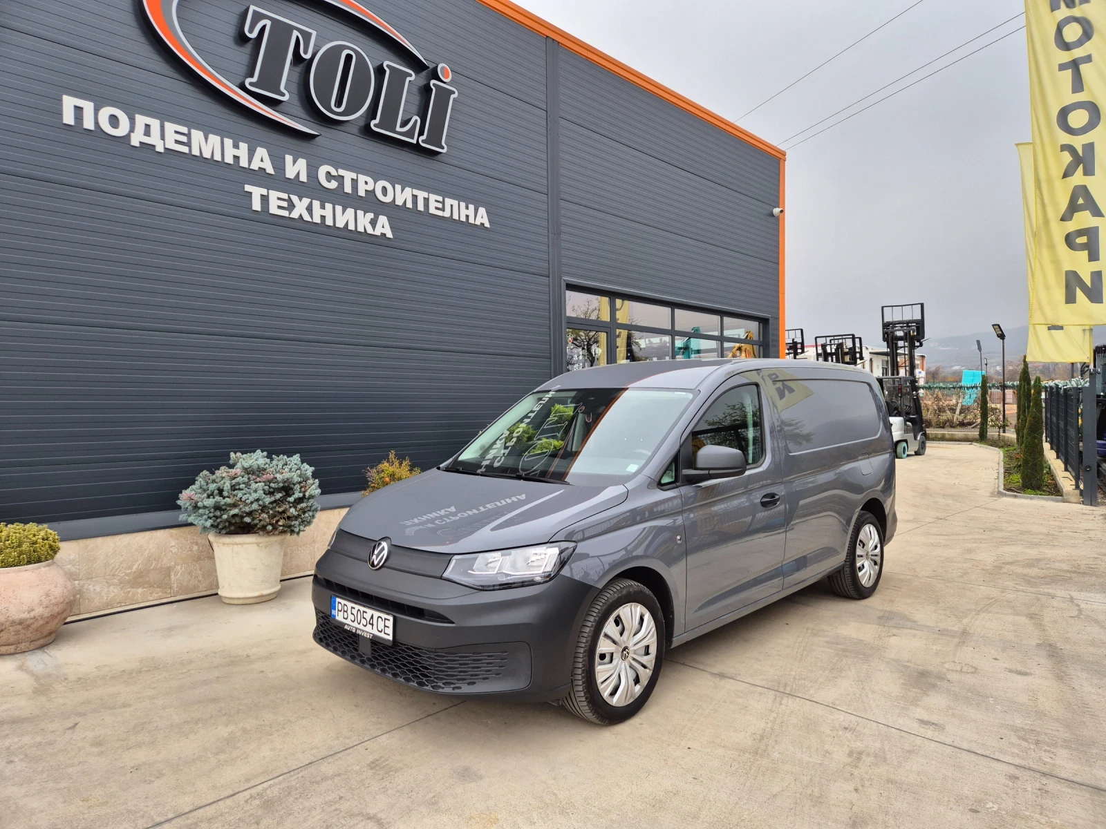 VW Caddy MAXI / 2.0 TDI / DSG  /  !   | Mobile.bg   1