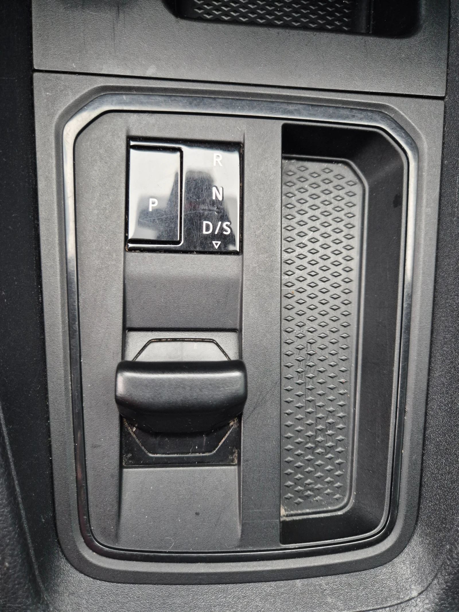 VW Caddy MAXI / 2.0 TDI / DSG  /  !   | Mobile.bg   12