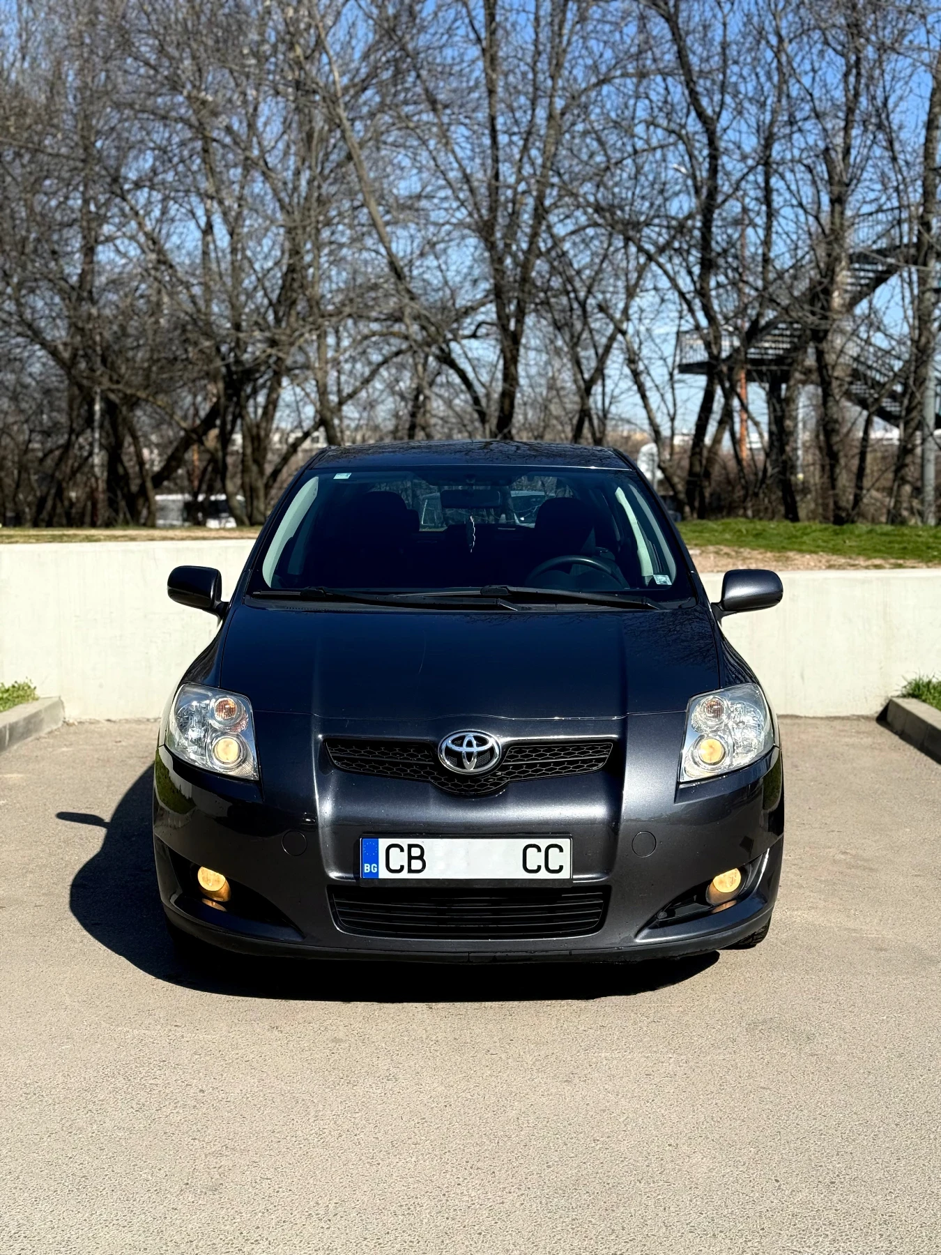 Toyota Auris 2.0 D4D, снимка 2 - Автомобили и джипове - 53831643