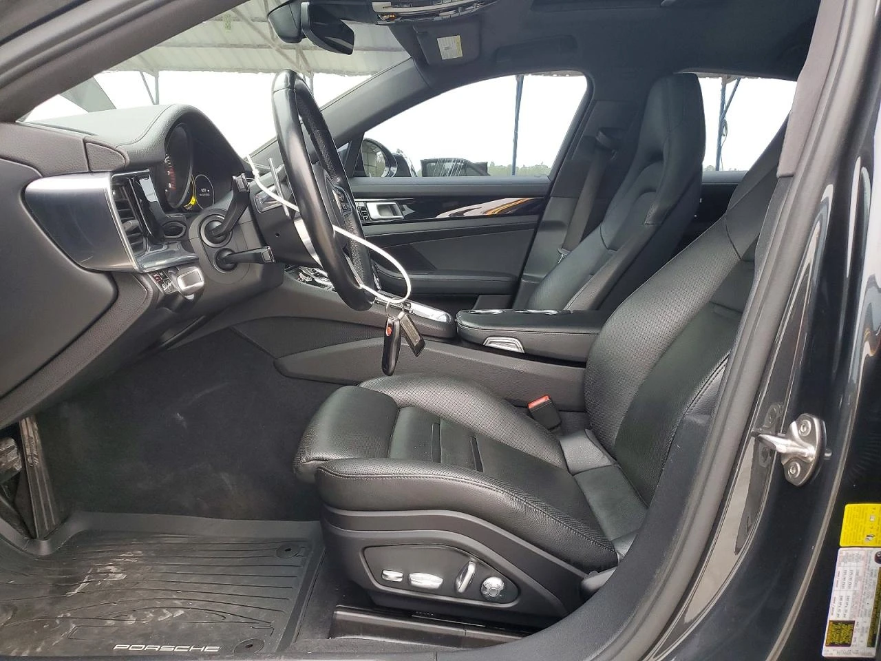 Porsche Panamera ДИГИТАЛНО* ТАБЛО* 360КАМЕРА* ВИДЕО* НА* ДВИГАТЕЛ* , снимка 9 - Автомобили и джипове - 53966132