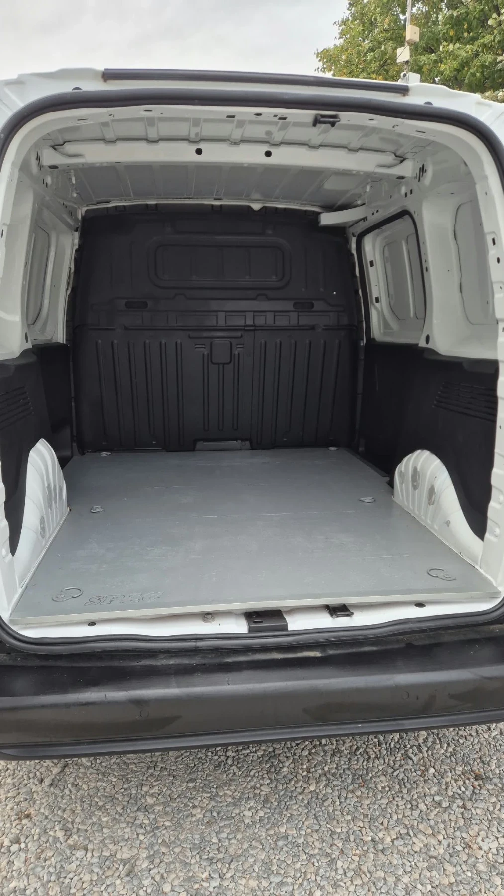 Opel Combo 1.6cdtI- Navi-kamera, снимка 12 - Автомобили и джипове - 54194254