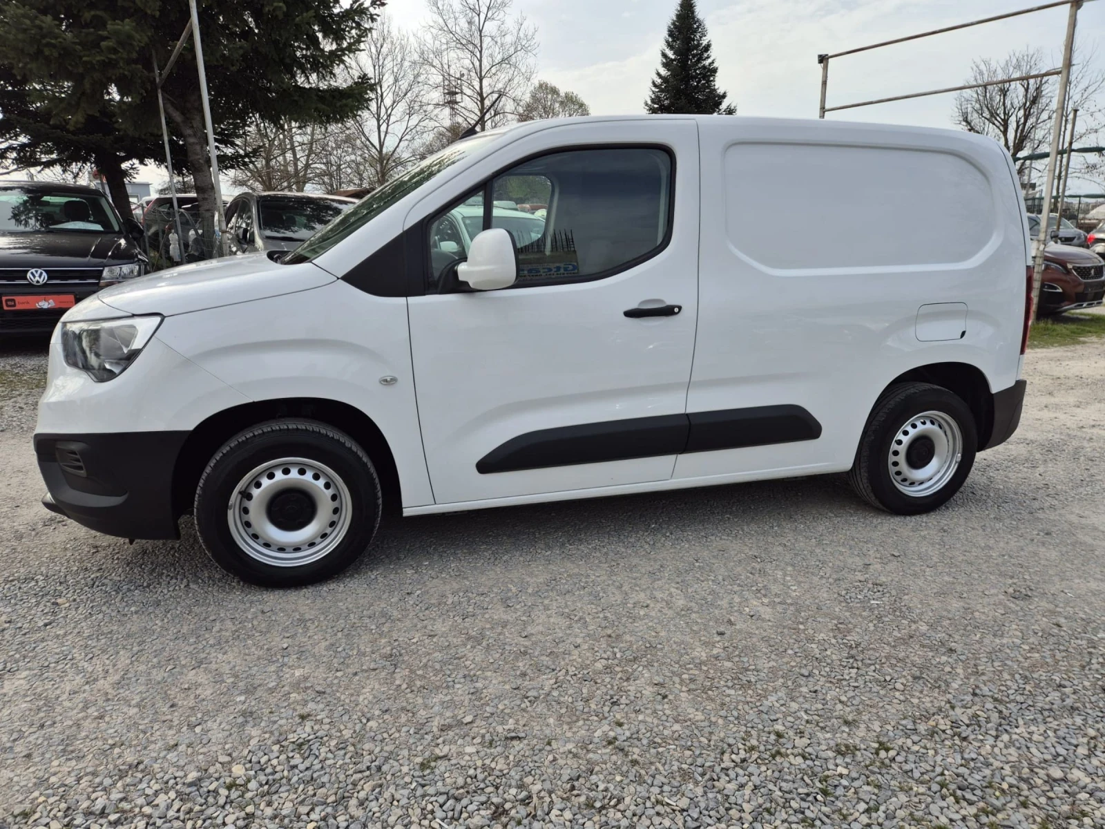 Opel Combo 1.6cdtI- Navi-kamera, снимка 5 - Автомобили и джипове - 54194254