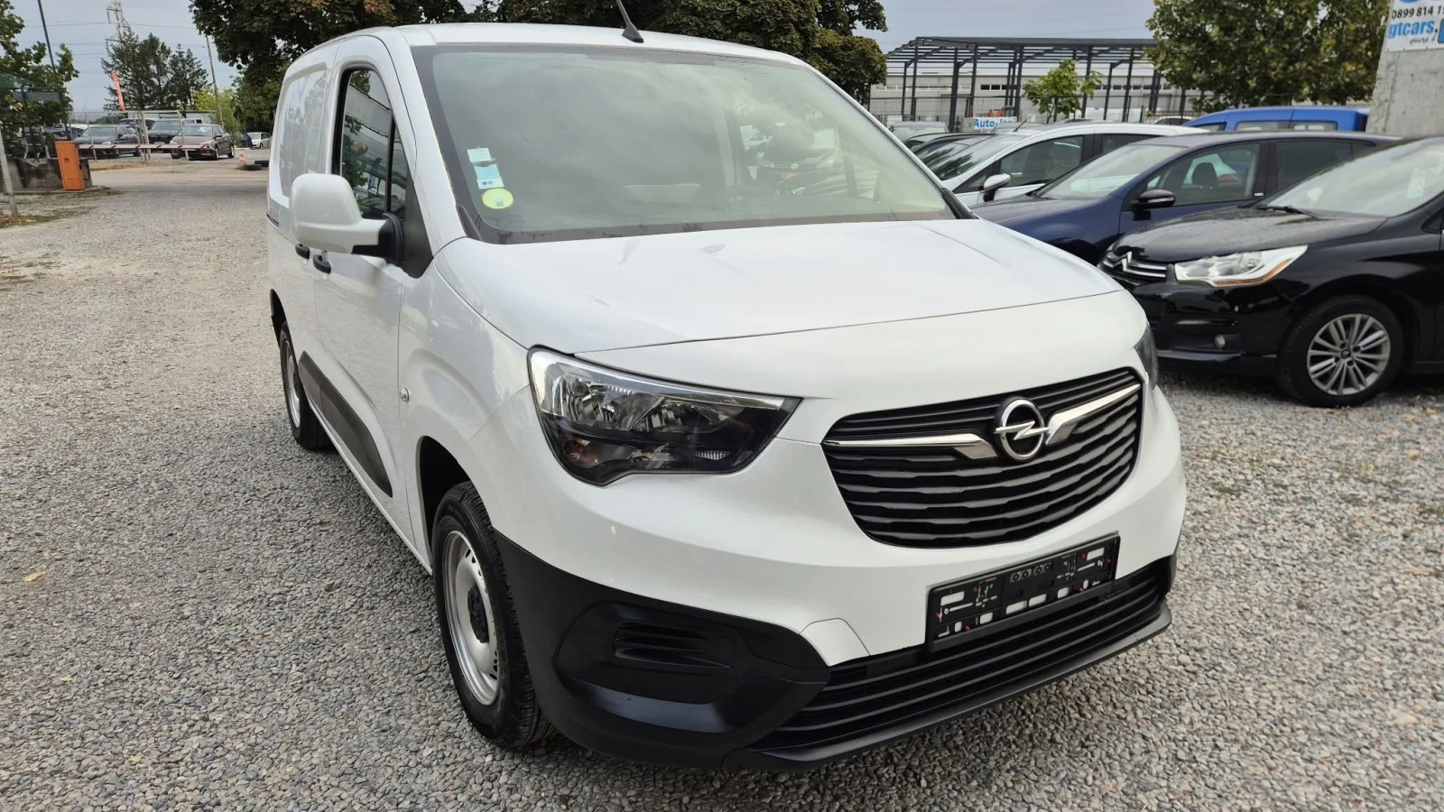 Opel Combo 1.6cdtI- Navi-kamera, снимка 2 - Автомобили и джипове - 54194254