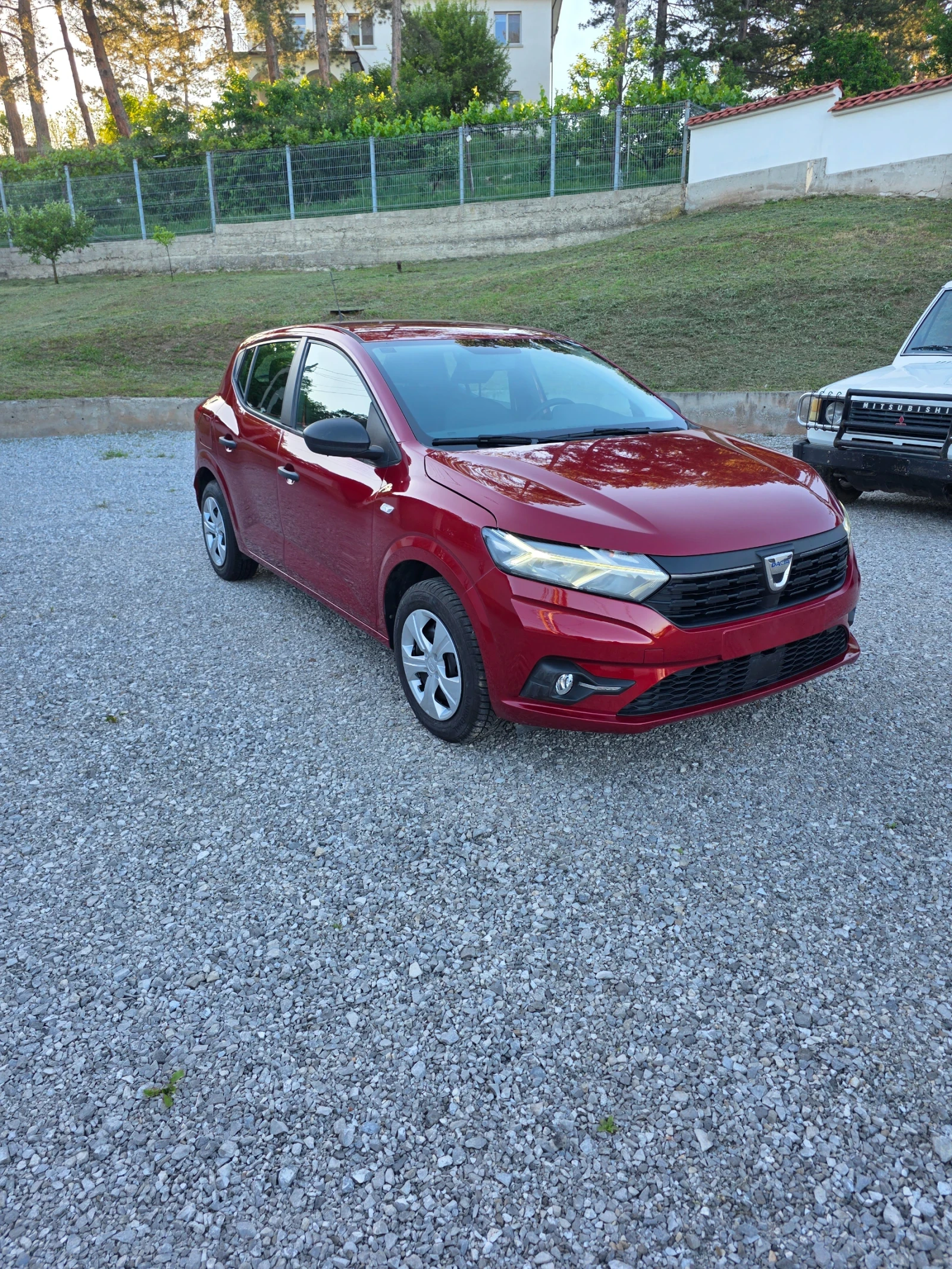 Dacia Sandero 1.0  100кс таз бензин, снимка 2 - Автомобили и джипове - 54714689