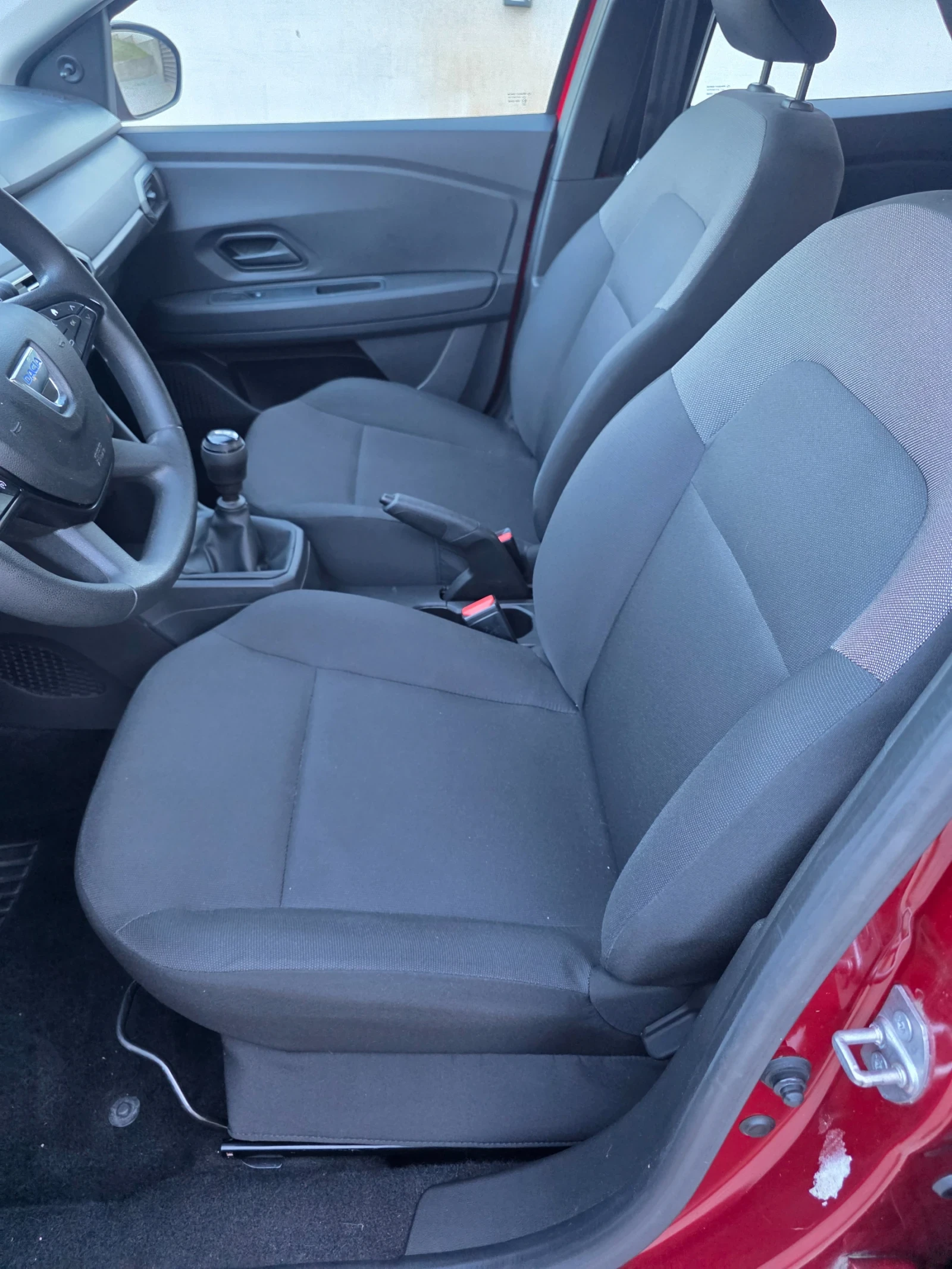 Dacia Sandero 1.0  100кс таз бензин, снимка 11 - Автомобили и джипове - 54714689