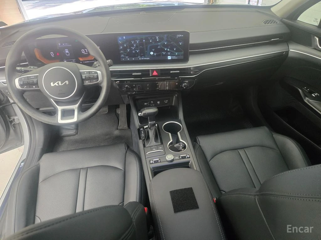 Kia K5 2.0* LPI* ПОДГРЕВ* ОБДУХВАНЕ* КАМЕРА* LANE* ASSIST, снимка 7 - Автомобили и джипове - 54996818