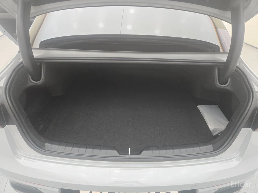 Kia K5 2.0* LPI* ПОДГРЕВ* ОБДУХВАНЕ* КАМЕРА* LANE* ASSIST, снимка 16 - Автомобили и джипове - 54996818