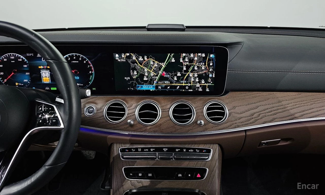 Mercedes-Benz E 300 EXCLUSIVE* HYBRID* 4MATIC* DIS* ОБДУХ* КРАЙНА ЦЕНА, снимка 12 - Автомобили и джипове - 55446805