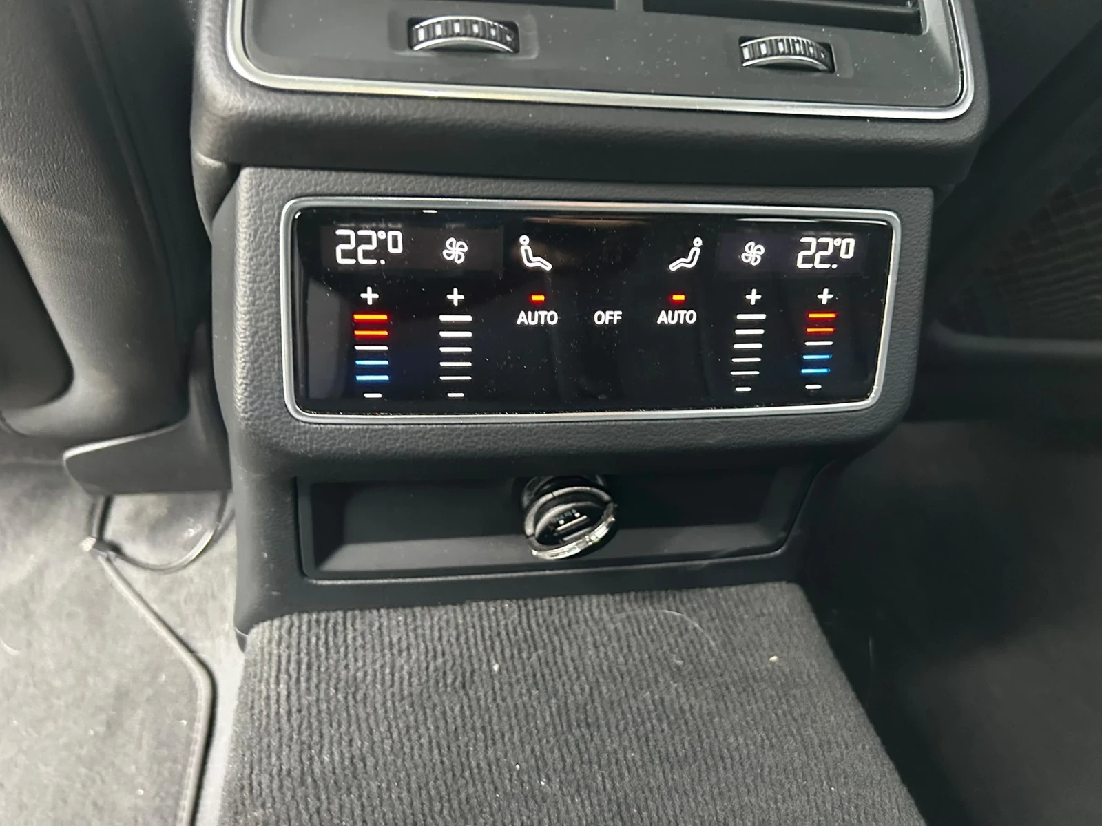 Audi A6 Avant 40 Quattro tiptronic Business Sport, снимка 10 - Автомобили и джипове - 55568397