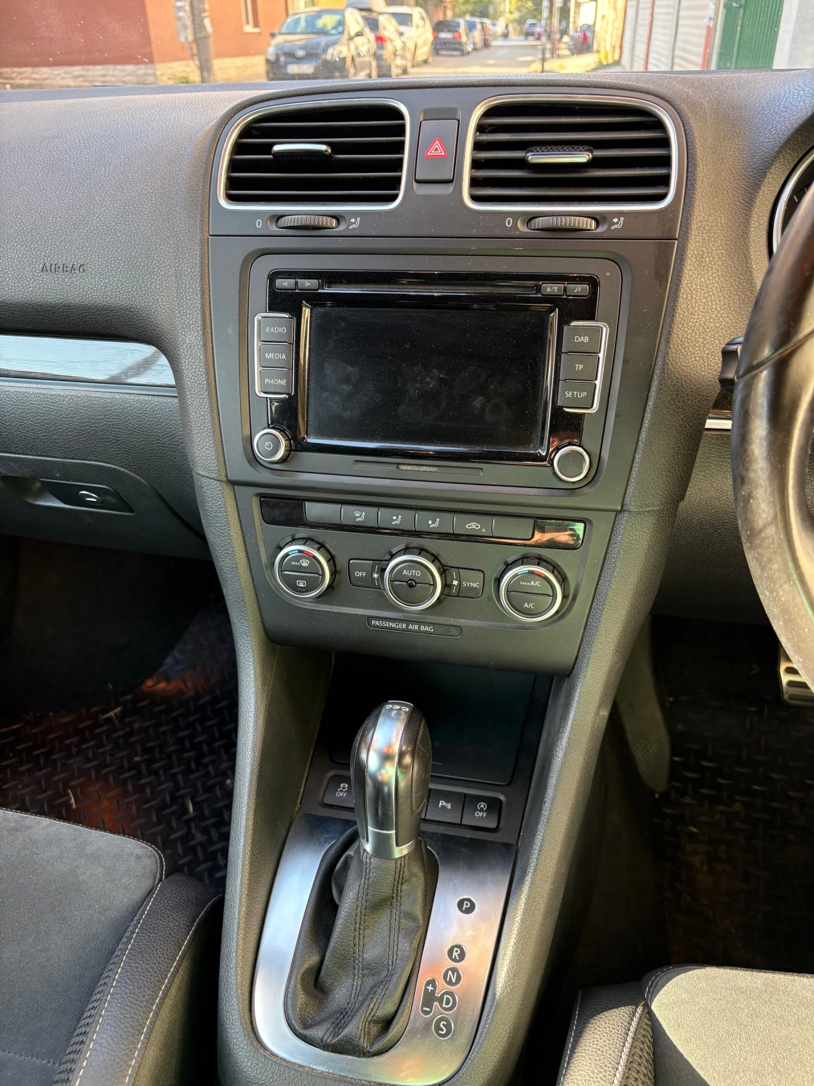 VW Golf 2.0 GTD Cabriolet , снимка 4 - Автомобили и джипове - 55597457