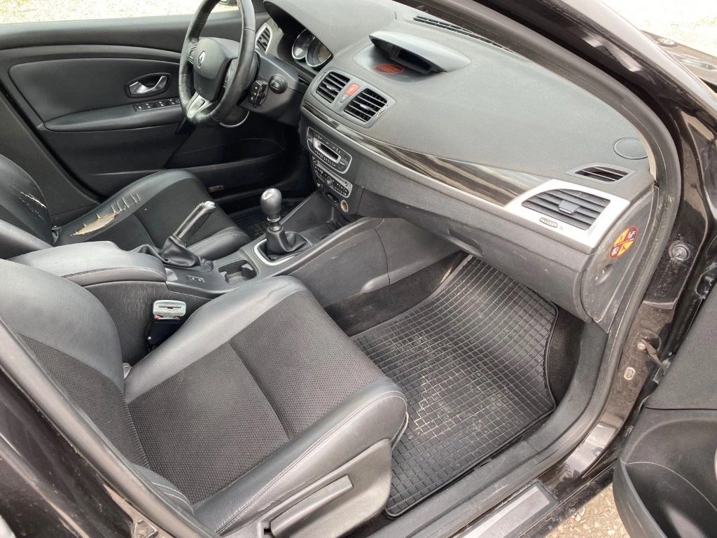 Renault Megane 1.5 DCI, снимка 5 - Автомобили и джипове - 55692707