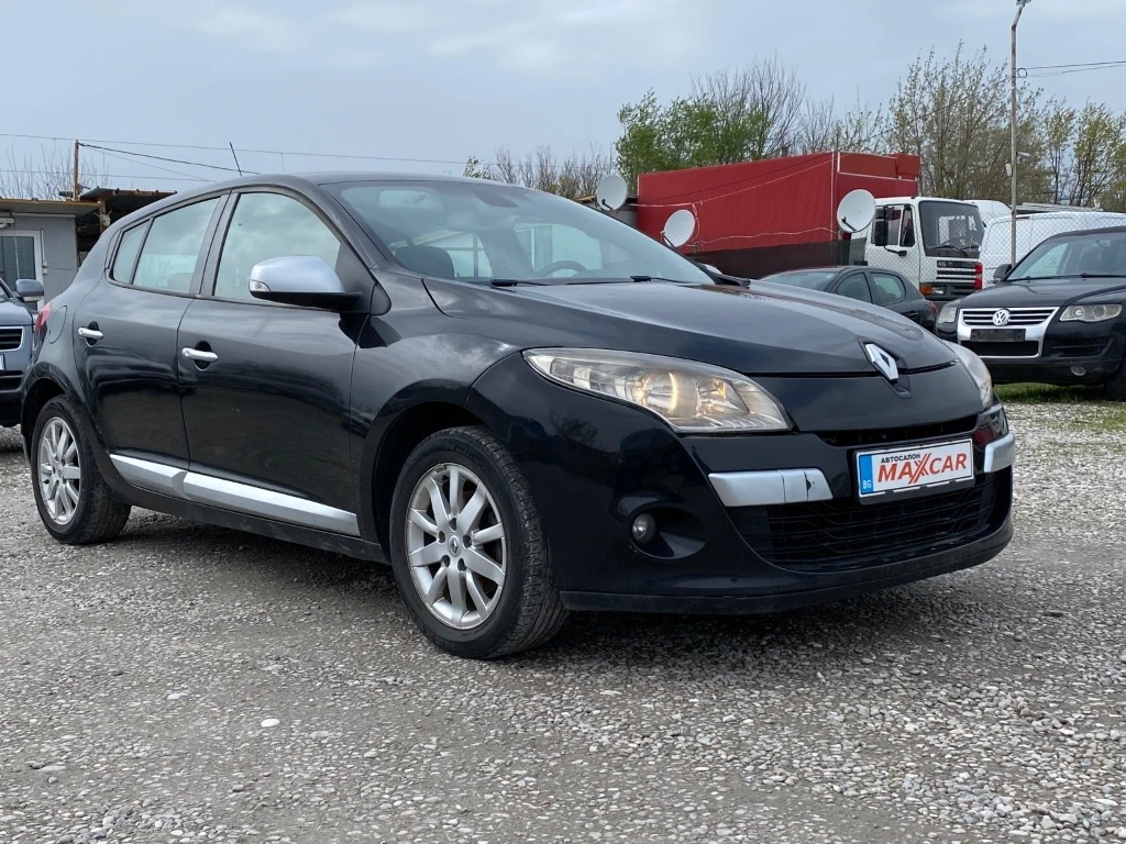 Renault Megane 1.5 DCI, снимка 10 - Автомобили и джипове - 55692707