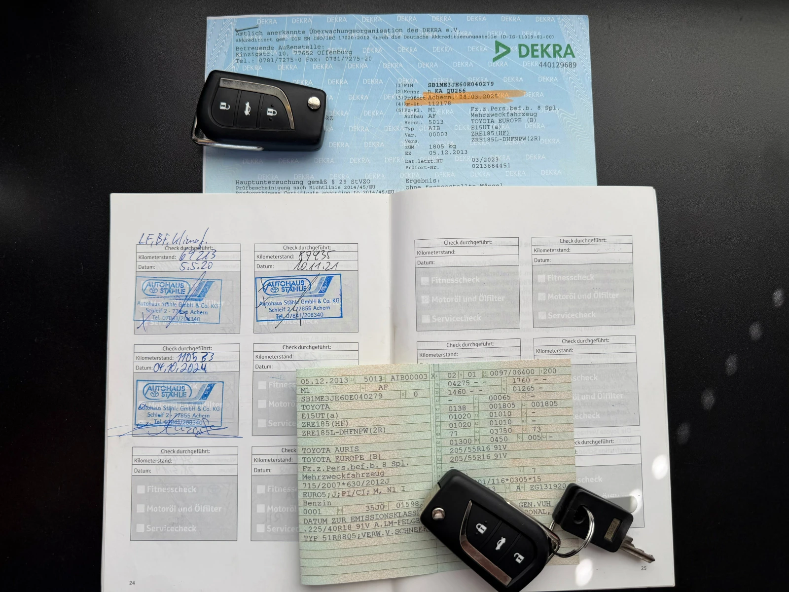 Toyota Auris 1.6i ПЪЛНА СЕРВИЗНА ИСТОРИЯ В ТОЙОТА, снимка 16 - Автомобили и джипове - 55728588