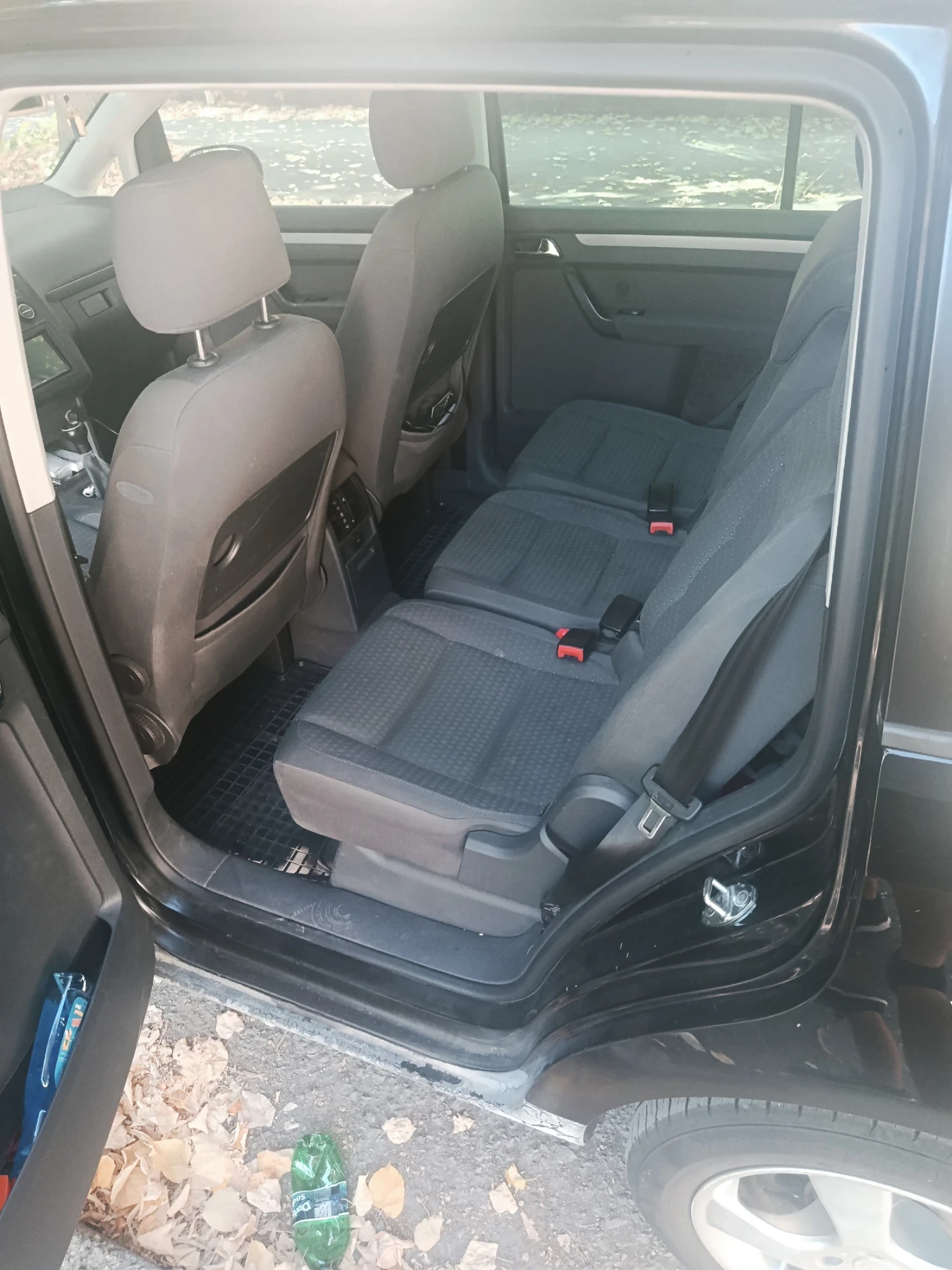 VW Touran, снимка 6 - Автомобили и джипове - 56603955