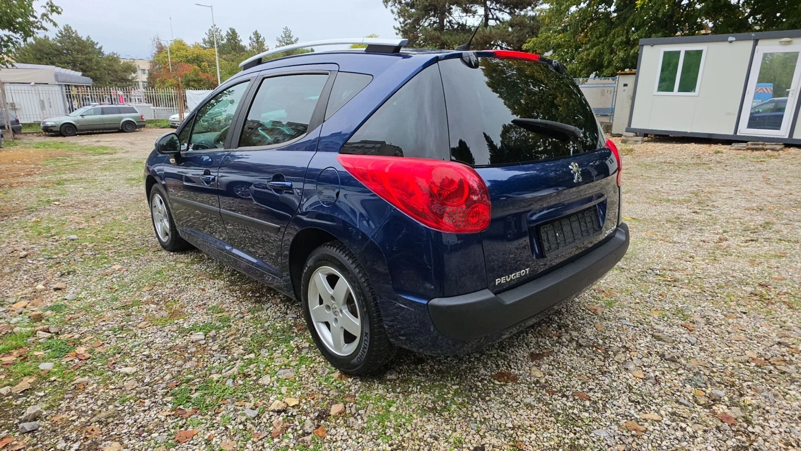 Peugeot 207 SW 1.4i, снимка 6 - Автомобили и джипове - 56624684