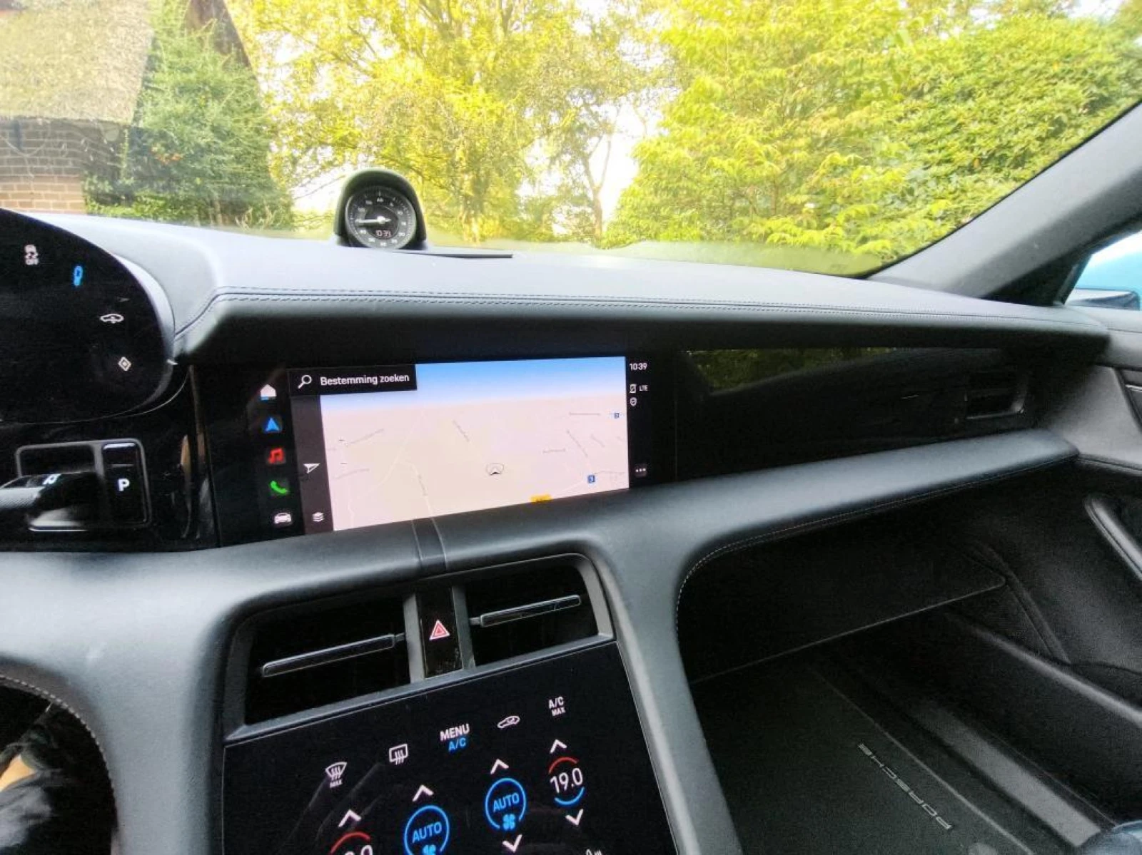 Porsche Taycan Sport Turismo Performance LED Navi Leather Camera | Mobile.bg � ����������� 10