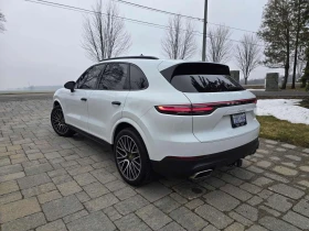 Porsche Cayenne  CARFAX, снимка 16